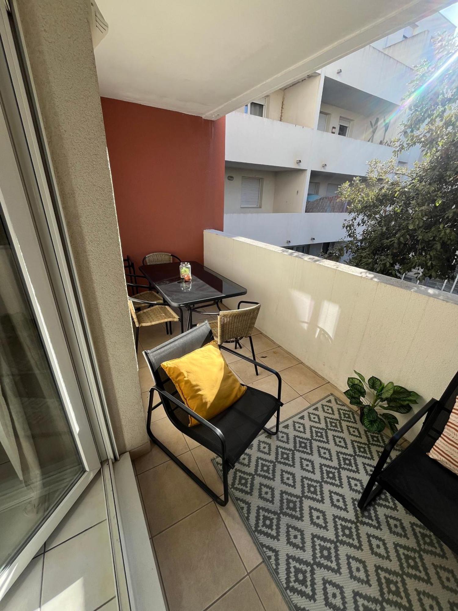 Joli Appart / Parking / Clim / Wifi Montpellier Zewnętrze zdjęcie